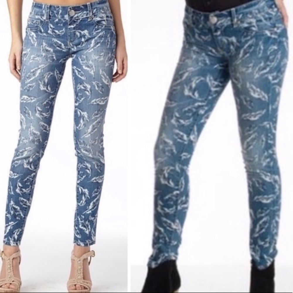 NWT Seven Jeans feather Print Leggings Size 28
